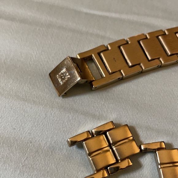 Anne Klein Watch - Picture 4 of 4